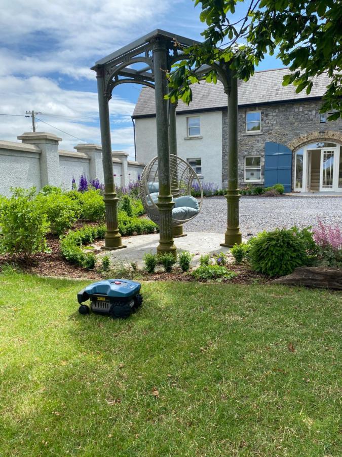 The Granary, Luxuriously Restored Barn On A Farm Villa Thurles Bagian luar foto